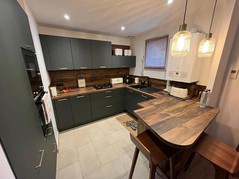 Ferienhaus Maison Avec Grand Jardin Proche De Pegasus Bridge